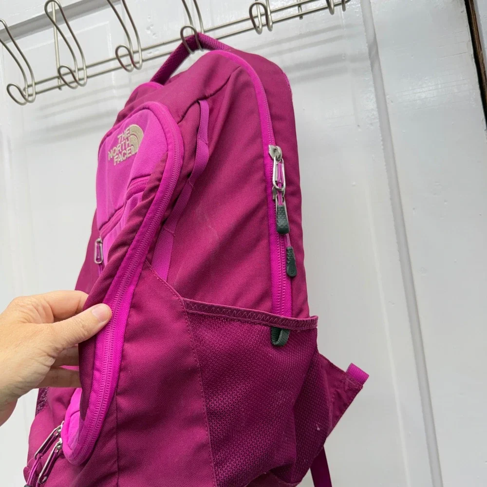 The North Face Pivoter Backpack Pink Magenta FlexVent Laptop Bag Sternum Strap